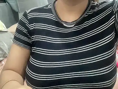 Snapshot of sassypooja chatting on October 9, 2025, 4:51 pm sassypooja online show from October 9, 2025, 4:51 pm