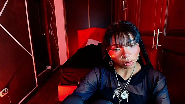Snapshot of SexyNaf chatting on March 18, 2025, 1:35 am SexyNaf online show from March 18, 2025, 1:35 am