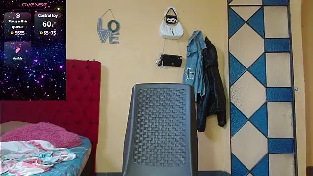 Snapshot of cristinamontiel chatting on February 13, 2025, 2:20 pm cristinamontiel online show from February 13, 2025, 2:20 pm