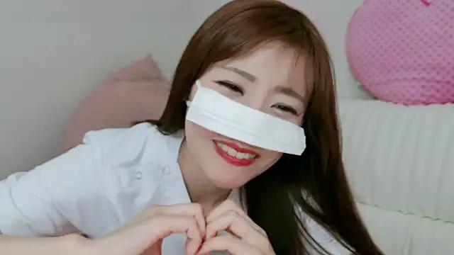 Snapshot of erokangoshi-nene chatting on January 9, 2025, 6:38 am erokangoshi-nene online show from January 9, 2025, 6:38 am