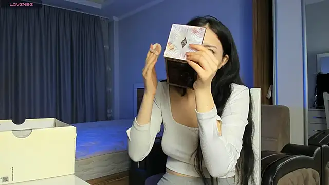 kirigaya asuna online show from December 4, 2024, 12:57 am