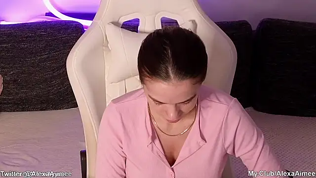 AlexaAimee online show from March 7, 2026, 3:46 am