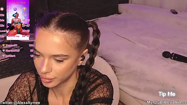 Snapshot of AlexaAimee chatting on March 3, 2025, 7:35 am AlexaAimee online show from March 3, 2025, 7:35 am
