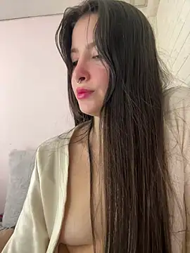 Snapshot of annaharper- chatting on January 23, 2025, 1:51 am annaharper- online show from January 23, 2025, 1:51 am