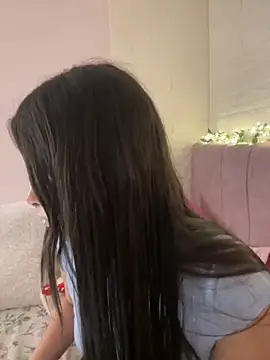 Snapshot of annaharper- chatting on September 19, 2025, 2:59 am annaharper- online show from September 19, 2025, 2:59 am