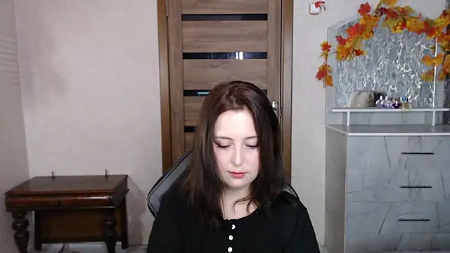 Kristy-Max online show from October 14, 2025, 9:58 pm