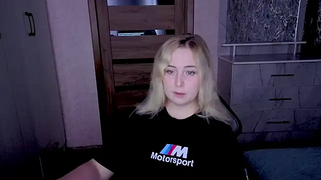 Kristy-Max online show from May 20, 2026, 8:17 pm