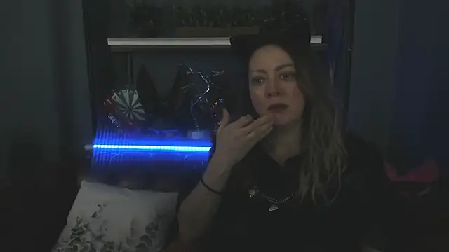 Snapshot of JesiaFoxi chatting on February 25, 2025, 12:27 pm JesiaFoxi online show from February 25, 2025, 12:27 pm