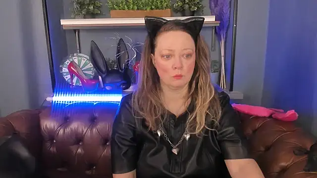 Snapshot of JesiaFoxi chatting on February 24, 2025, 12:16 pm JesiaFoxi online show from February 24, 2025, 12:16 pm