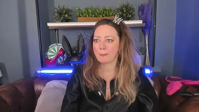 Snapshot of JesiaFoxi chatting on February 27, 2025, 12:34 pm JesiaFoxi online show from February 27, 2025, 12:34 pm