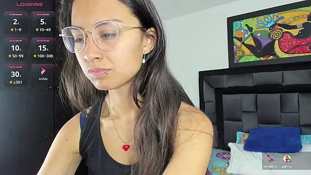 tatiana valencia online show from March 12, 2025, 12:04 pm