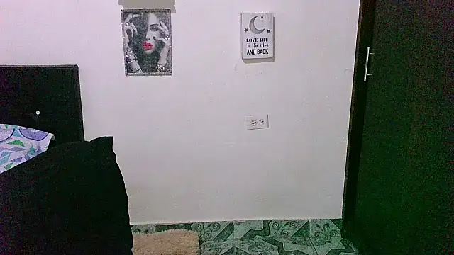 zaray bella online show from October 18, 2025, 9:50 pm