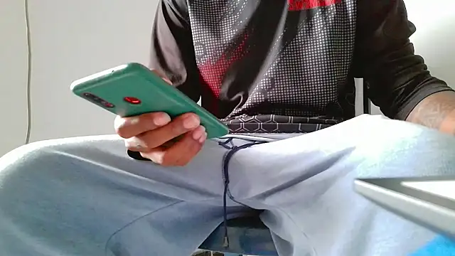 Snapshot of Alphadavid_23 chatting on July 18, 2026, 7:00 pm Alphadavid 23 online show from July 18, 2026, 7:00 pm