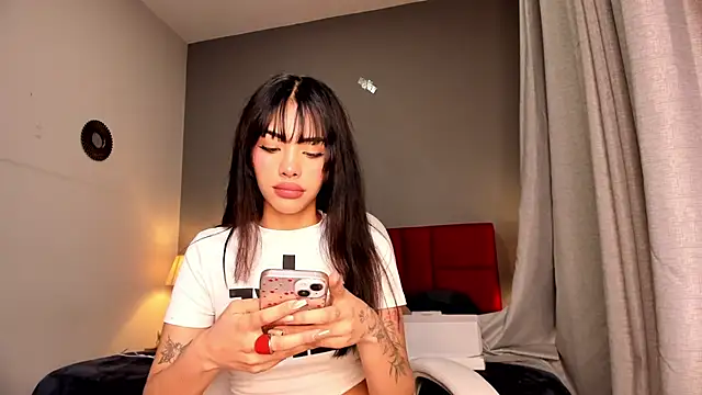 Giovanna oliveira online show from April 19, 2026, 11:18 pm