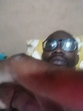 BigDTee98 online show from January 13, 2026, 4:55 pm