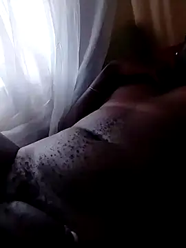 BigDTee98 online show from January 20, 2025, 11:35 am