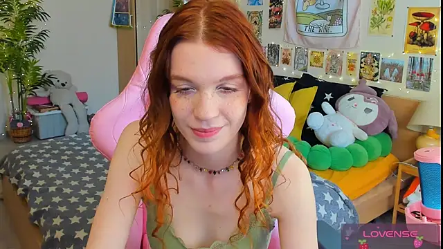 Sunny Elly online show from May 18, 2026, 11:37 am