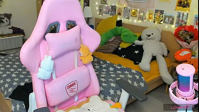 Sunny Elly online show from June 18, 2026, 5:40 pm
