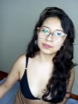 MishuColfer online show from March 4, 2026, 2:41 am