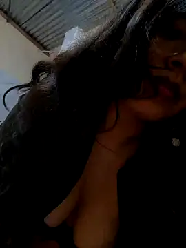 MishuColfer online show from October 29, 2025, 5:39 am