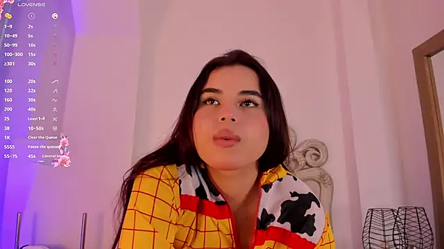 Snapshot of Victoria_vallejo_ chatting on February 6, 2025, 11:42 am Victoria vallejo online show from February 6, 2025, 11:42 am