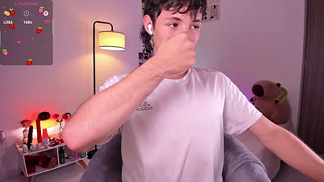 angel bless19 online show from November 14, 2025, 10:24 pm