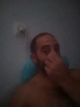 Modelodelsur online show from February 15, 2025, 8:22 am