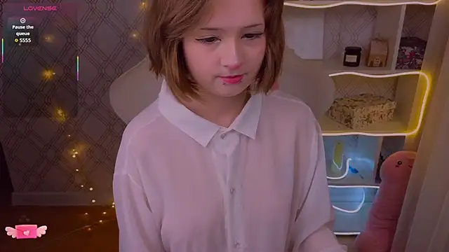 Snapshot of Mary_uw chatting on January 18, 2026, 2:37 am Mary uw online show from January 18, 2026, 2:37 am