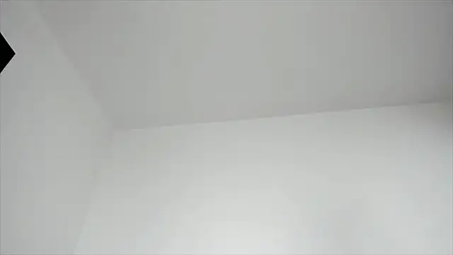 Snapshot of hornyemma__ chatting on February 13, 2026, 9:20 am hornyemma online show from February 13, 2026, 9:20 am