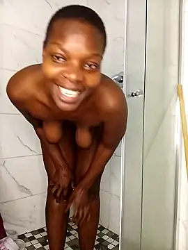 Cocowett online show from November 18, 2025, 8:39 am