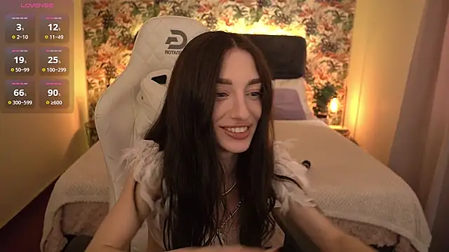Snapshot of Alice_Arwen chatting on February 9, 2025, 7:48 am Alice Arwen online show from February 9, 2025, 7:48 am
