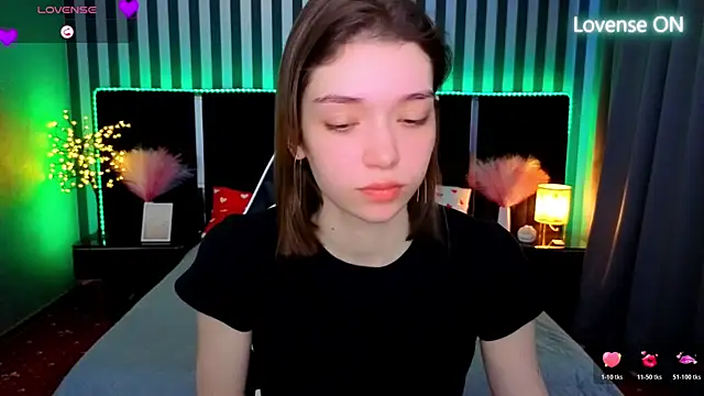 Snapshot of Cherry_Wipe chatting on April 26, 2026, 6:11 am Cherry Wipe online show from April 26, 2026, 6:11 am