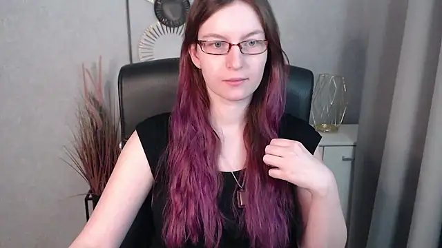 Snapshot of emmaxDelight chatting on January 22, 2025, 10:07 am emmaxDelight online show from January 22, 2025, 10:07 am