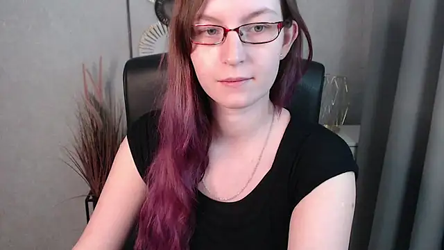 Snapshot of emmaxDelight chatting on January 22, 2025, 1:11 pm emmaxDelight online show from January 22, 2025, 1:11 pm