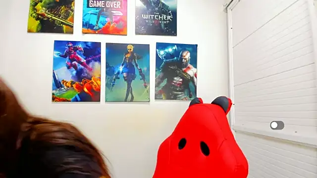 victoria love89 online show from April 11, 2026, 2:41 am