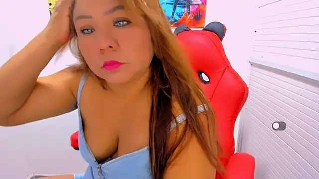 victoria love89 online show from December 22, 2025, 2:22 am