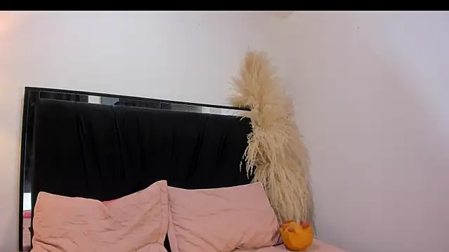 lilithTeen1  online show from July 10, 2026, 2:55 am
