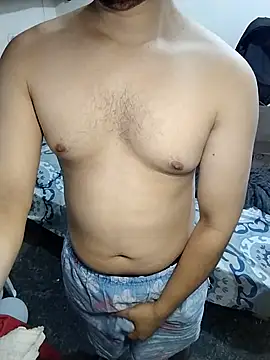 Snapshot of Gasparin32 chatting on March 12, 2025, 6:43 pm Gasparin32 online show from March 12, 2025, 6:43 pm