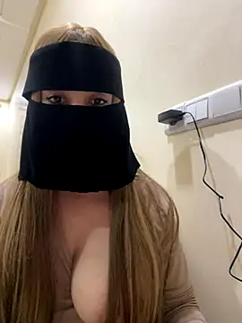 Snapshot of jijijoudia chatting on November 11, 2025, 12:16 am jijijoudia online show from November 11, 2025, 12:16 am