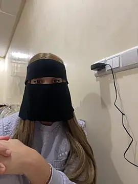 Snapshot of jijijoudia chatting on November 14, 2025, 12:25 am jijijoudia online show from November 14, 2025, 12:25 am