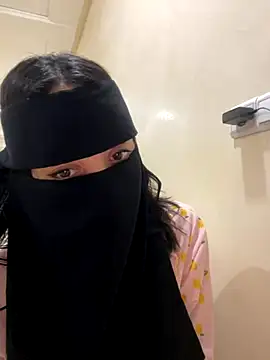 Snapshot of jijijoudia chatting on October 25, 2025, 11:49 pm jijijoudia online show from October 25, 2025, 11:49 pm