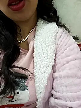 Snapshot of jijijoudia chatting on March 6, 2025, 8:27 pm jijijoudia online show from March 6, 2025, 8:27 pm