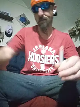Snapshot of armdy371 chatting on May 14, 2026, 10:45 am armdy371 online show from May 14, 2026, 10:45 am