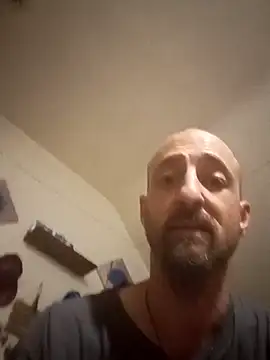 Snapshot of armdy371 chatting on April 3, 2026, 11:55 pm armdy371 online show from April 3, 2026, 11:55 pm