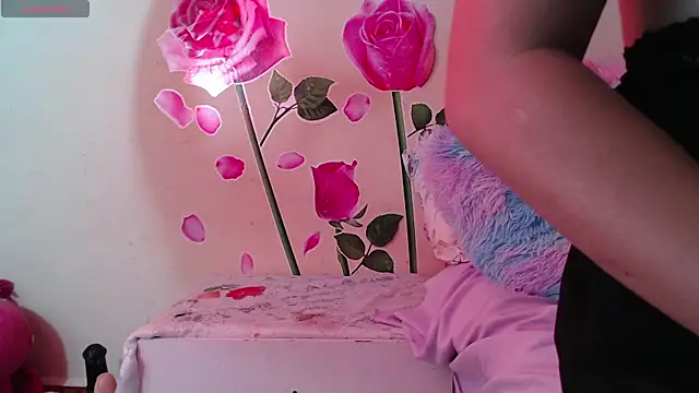 Gianna cute  online show from November 27, 2025, 3:07 am