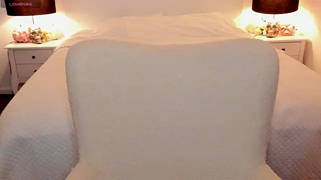 Snapshot of NatalyThorn88 chatting on February 10, 2025, 7:49 pm NatalyThorn88 online show from February 10, 2025, 7:49 pm