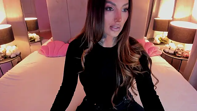 Snapshot of NatalyThorn88 chatting on February 6, 2026, 5:58 am NatalyThorn88 online show from February 6, 2026, 5:58 am