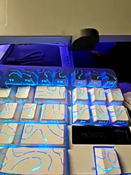 Snapshot of Eveil321 chatting on April 5, 2026, 7:09 pm Eveil321 online show from April 5, 2026, 7:09 pm