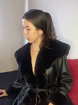  Luuna online show from March 21, 2025, 5:34 pm