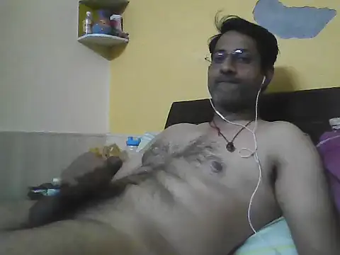 urbrownbunny online show from December 20, 2025, 6:11 pm